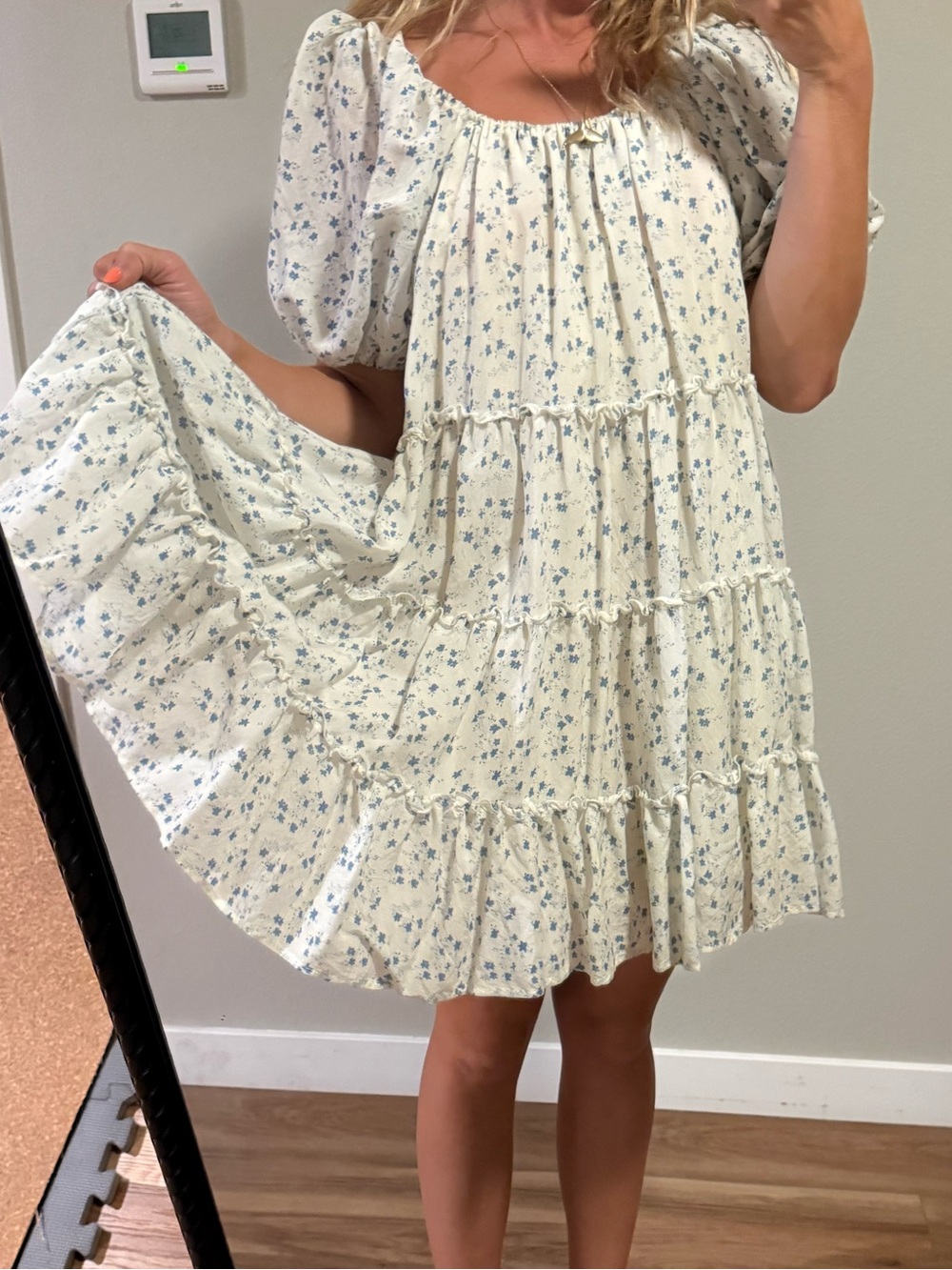 ShopZoco : Floral Tiered Puff-Sleeve Mini Dress - Cream with Blue Flora